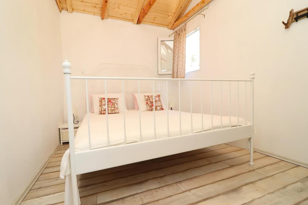 Greenside Cottage Lumi Vela Luka Exterior photo